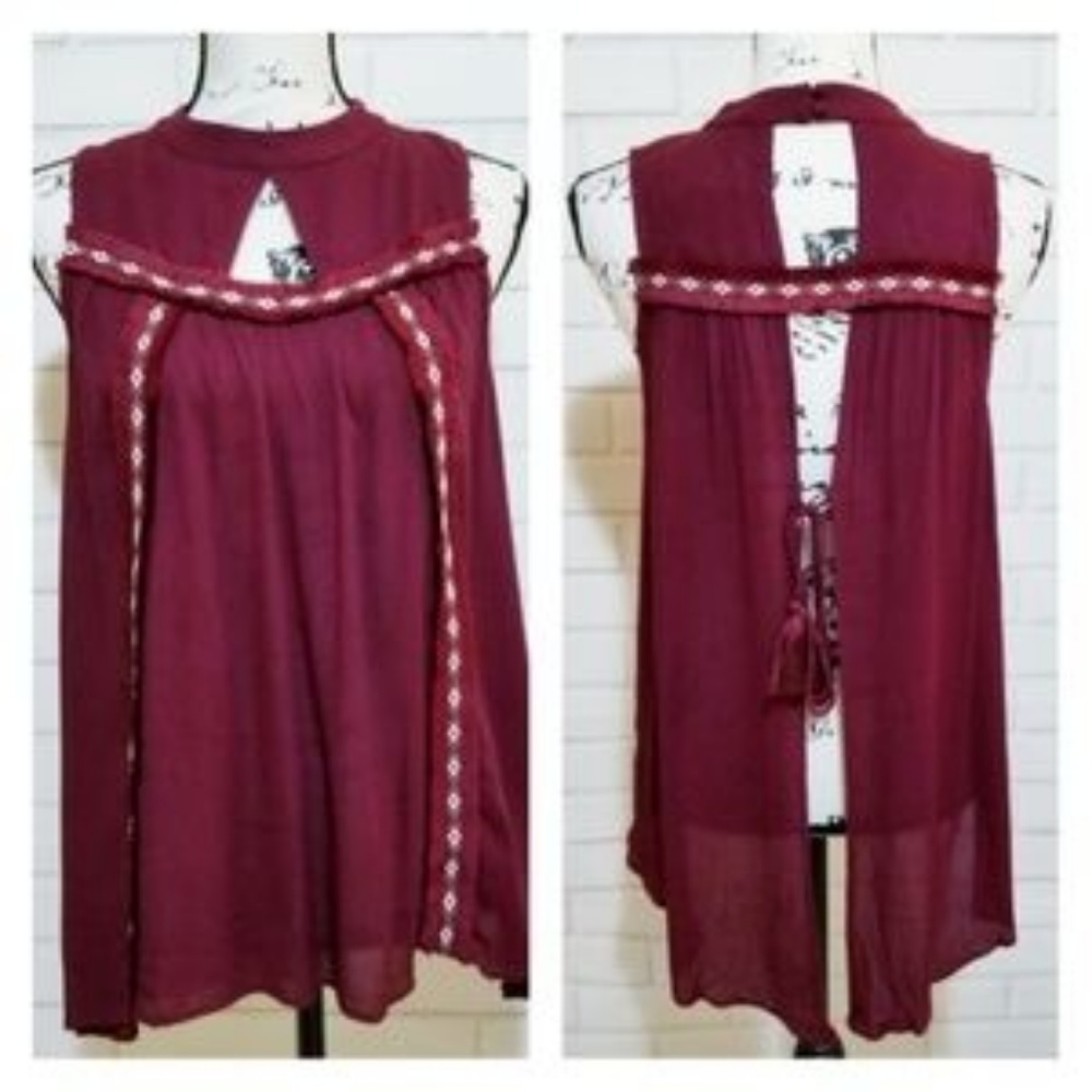Anthropologie Moon River Keyhole Tassel Back Top M
